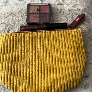 Eyeshadow / Lipgloss with bonus bag bundle